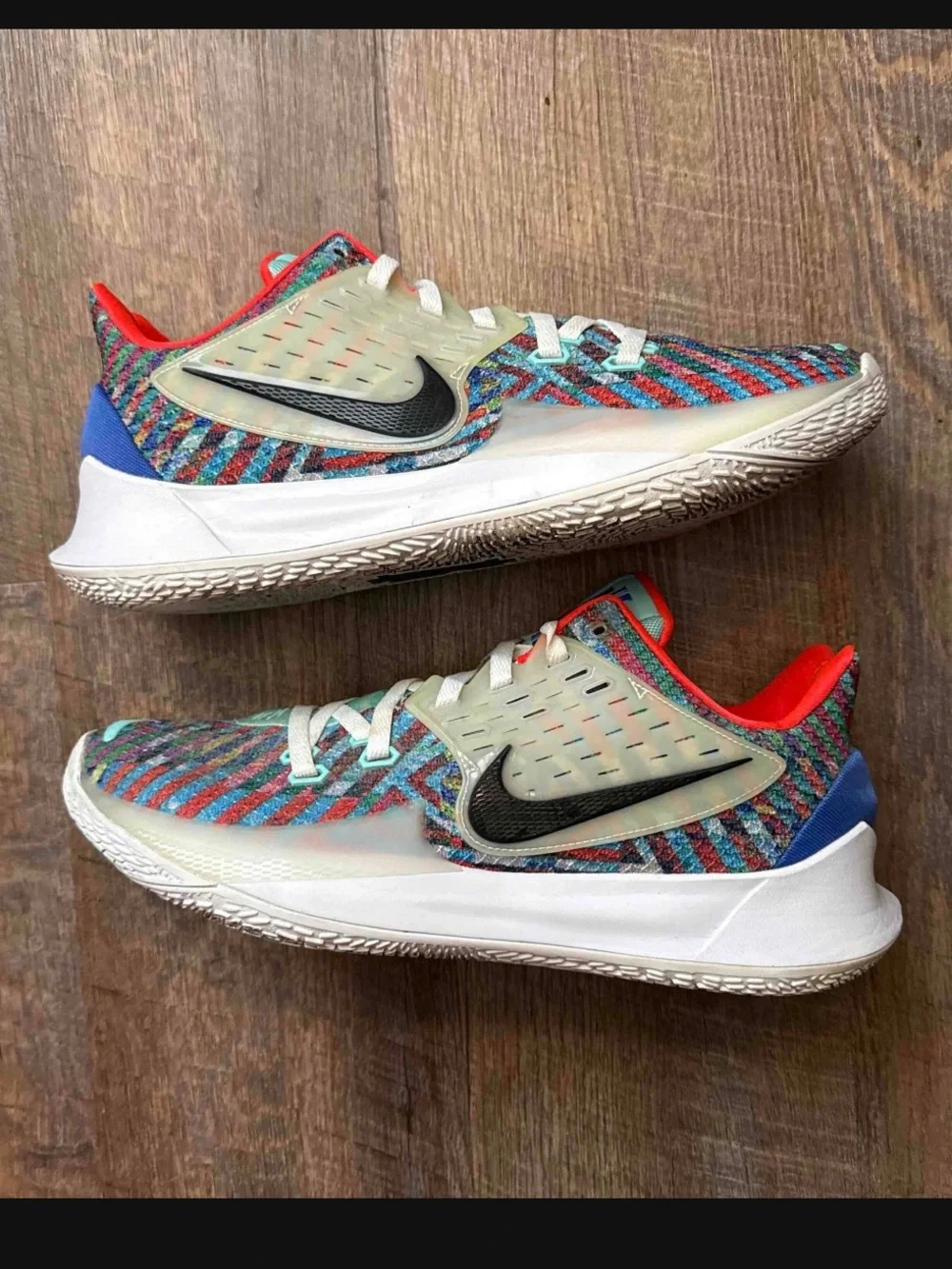 Nike Kyrie Low 2 Multi-Color Irving Men’s Size 15 Sneakers Shoes AV6337-400